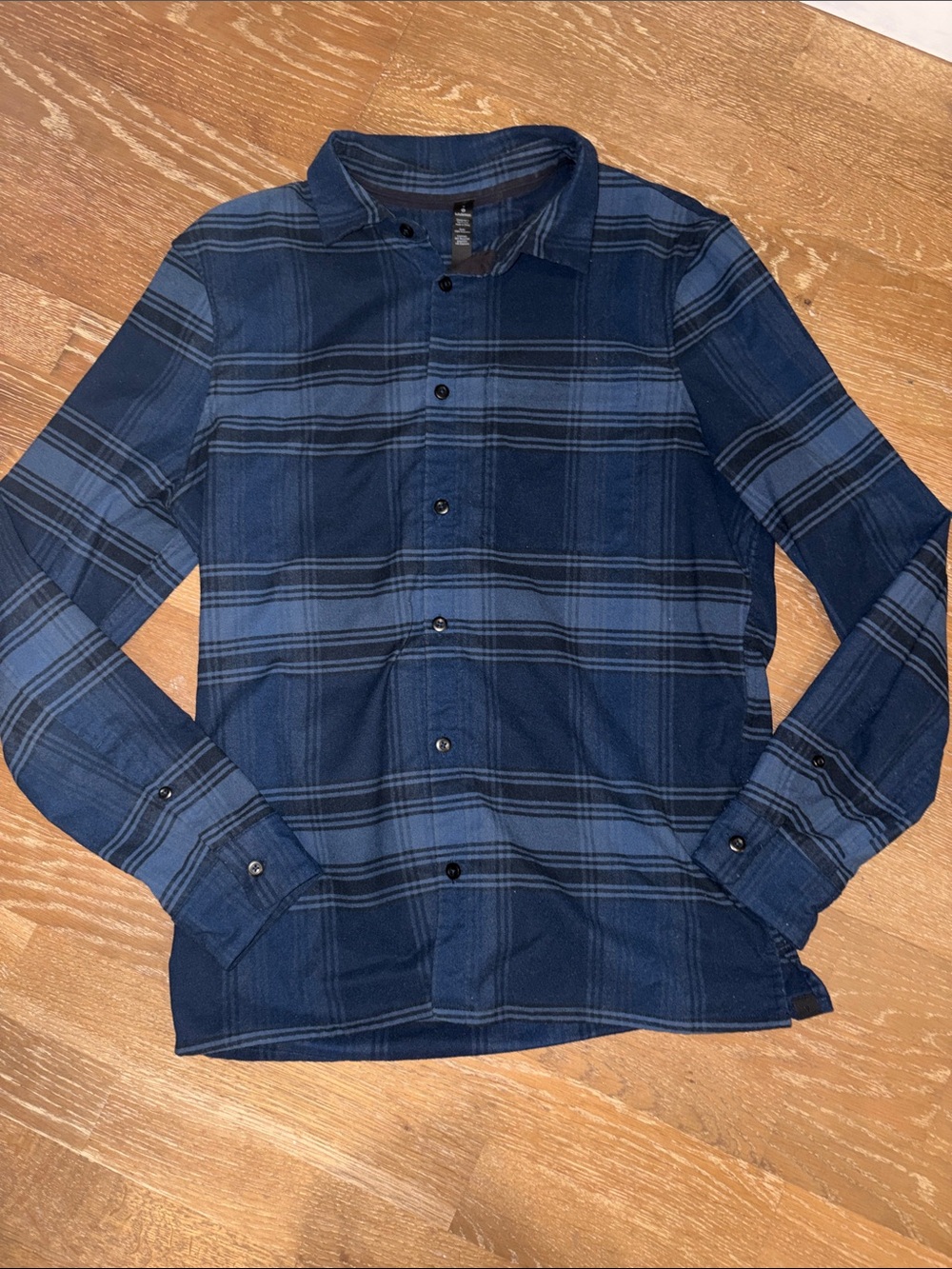 Lululemon Blue Plaid Button Up